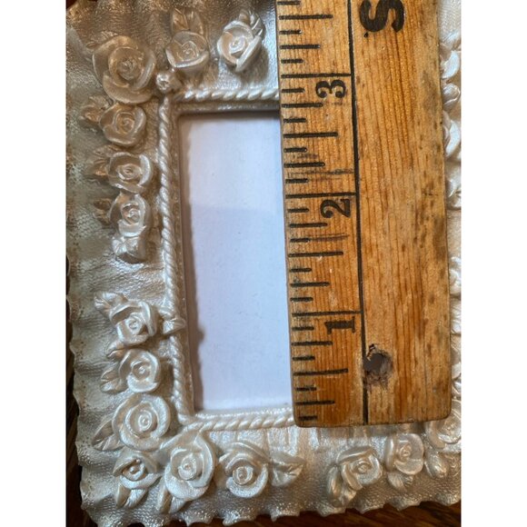 Modern Textured White Rose Flower Pattern Ornate Picture Frame 5.5"x4.5" - Picture 5 of 5
